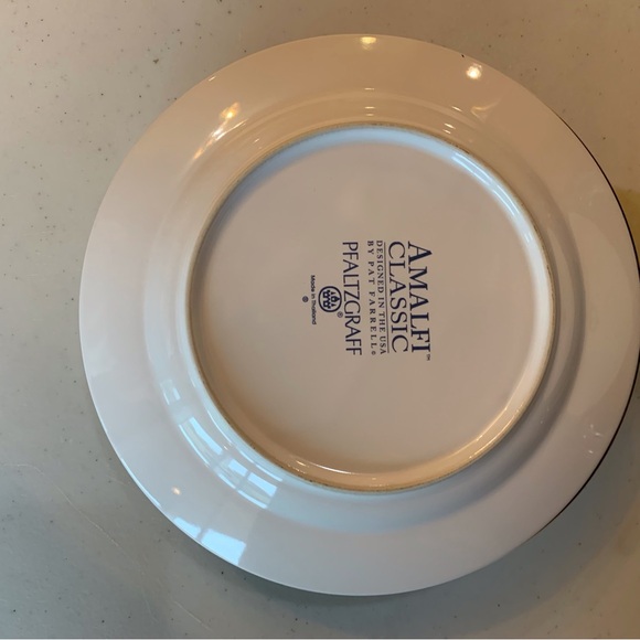 Set of Four AMALFI Classic 8” Salad Plates - Picture 3 of 4